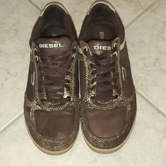 DIESEL Vintage Style Brown Leather Sneakers w Gold Trim - Women's 8-1/2 - Picture 2 of 12